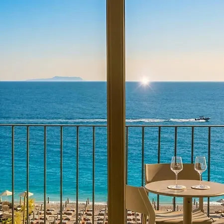 Hotel Avaris 5*