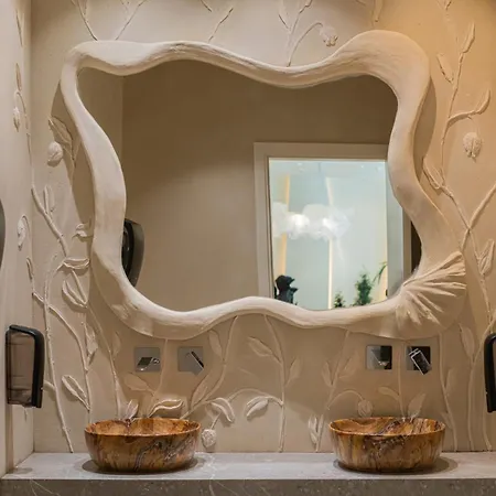 Hotel Avaris 5*