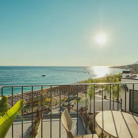 Hotel Avaris