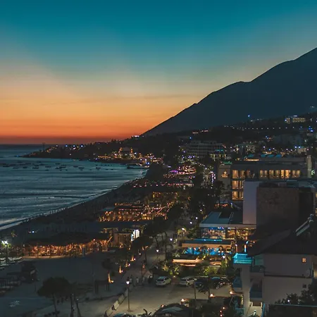 Avaris Hotel 5*