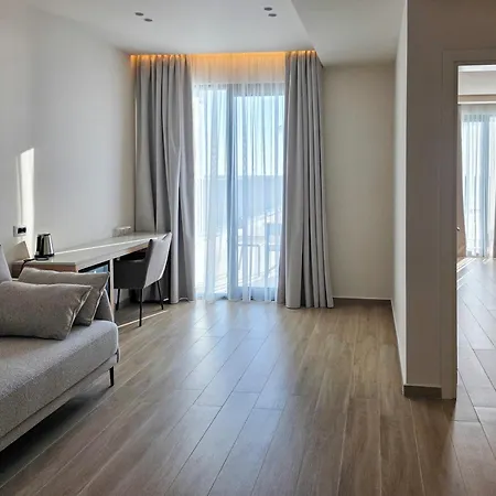 Hotel Avaris Dhërmi