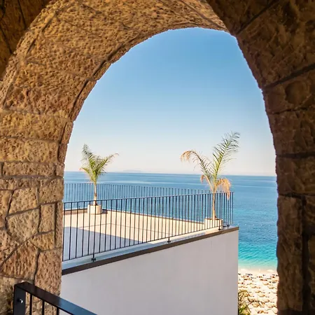 Hotel Avaris Dhërmi