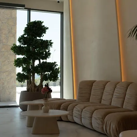 Avaris Hotel